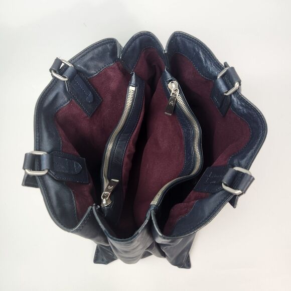 Etienne Aigner Purse Quiet Luxury Minimalist Leather Modest Feminine Designer - Picture 13 of 16